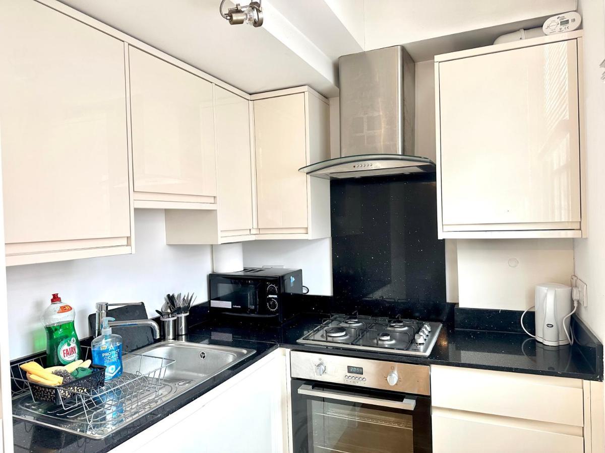 137 Guest House Camden Town Лондон Екстериор снимка